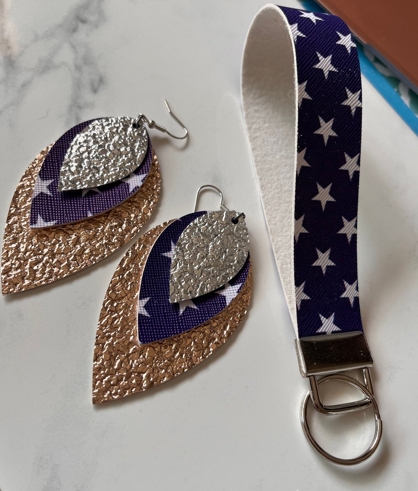 Blue and White Stars Wristlet and Earrings Set | 4th of July Wristlet and Earrings Set | Vegan Jewelry Set