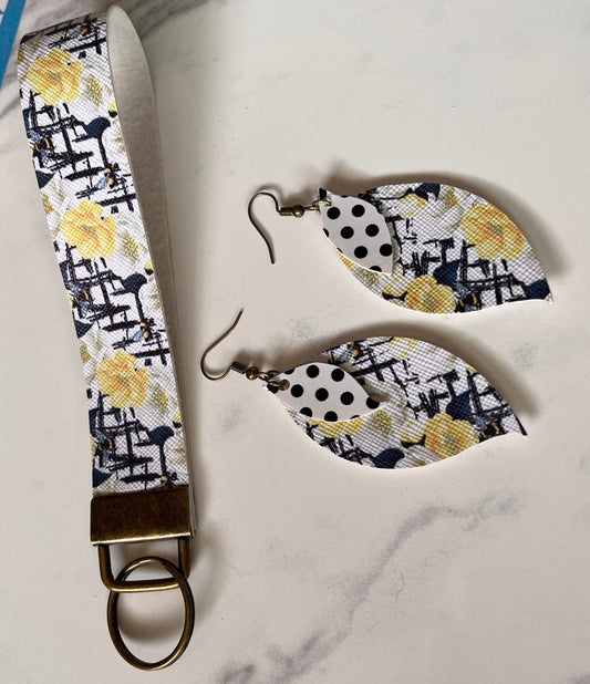 Yellow Flower and Bees Wristlet and Earrings Set | Bees Jewelry | Vegan Jewelry Set