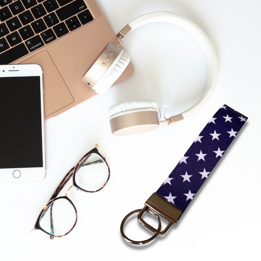 Blue and White Stars Wristlet and Earrings Set | 4th of July Wristlet and Earrings Set | Vegan Jewelry Set