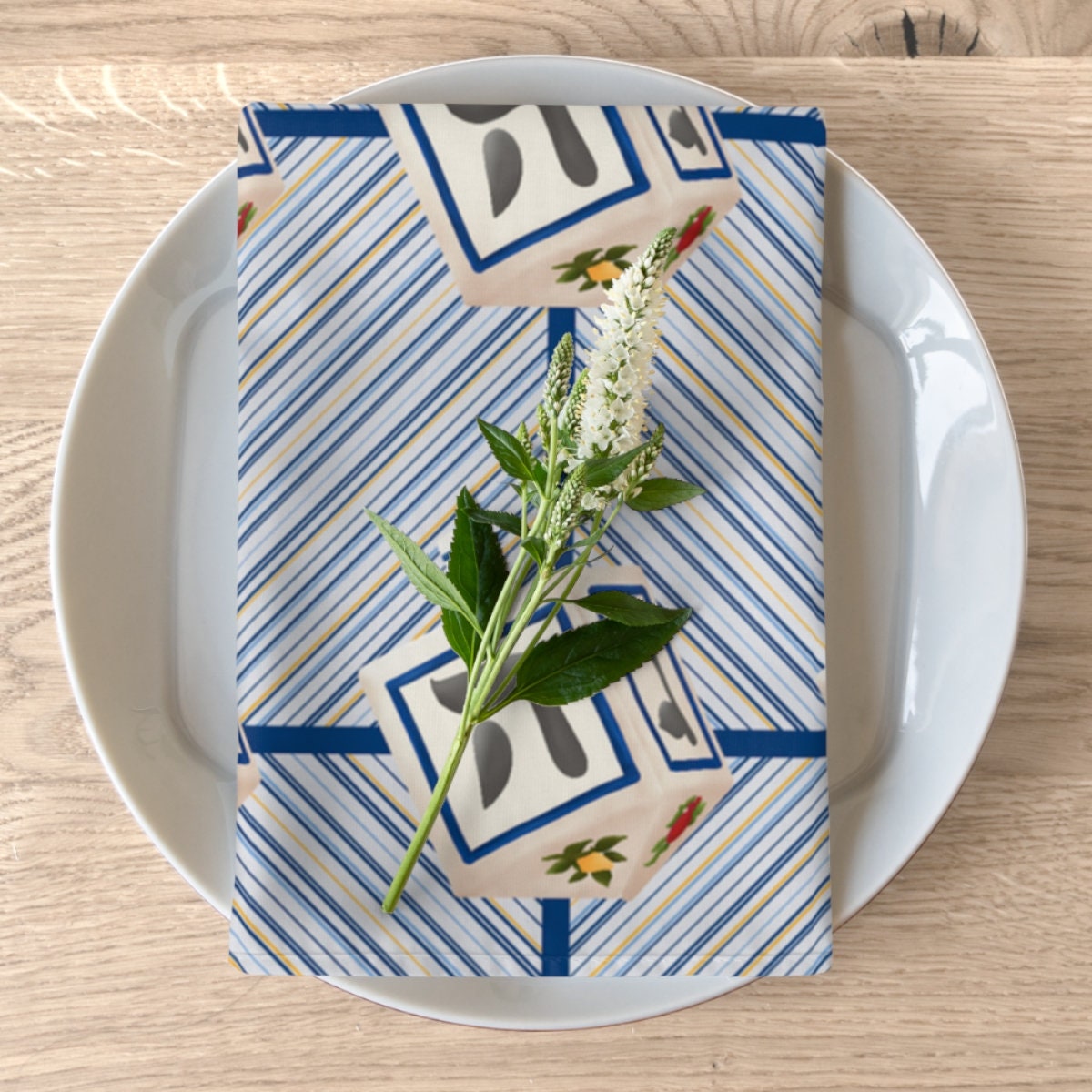 Hanukah Napkins | Dreidel Hanukkah Napkins | Chanukah Table Decor | DreidelTable Decor